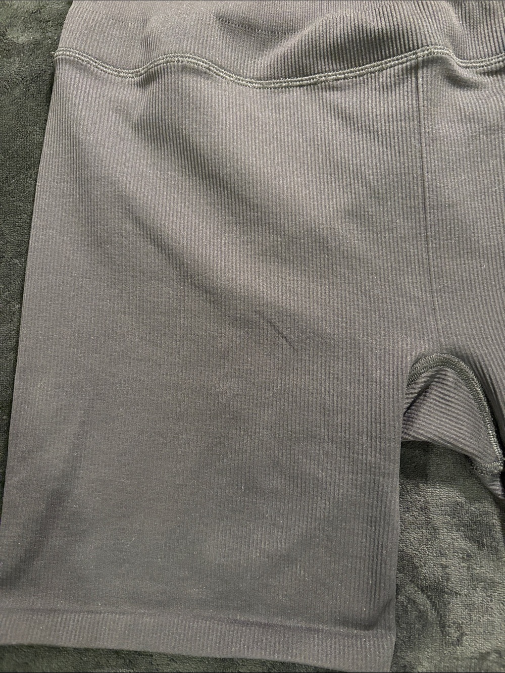 ALO Yoga Ribbed High-Waist Bike Shorts in Charcoal - Picture 4 of 7